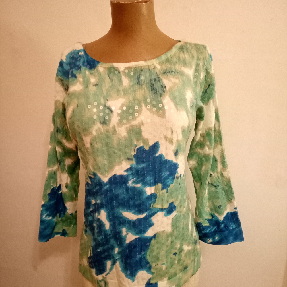Elegant Women's Long Sleeve Top in Green and Blue